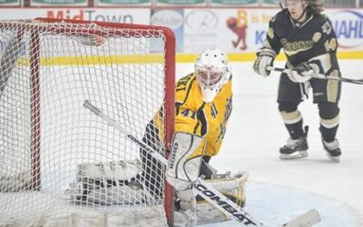 BRUINS ALUMNI REPORT: Goalies Steal Spotlight