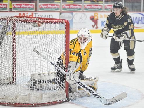 BRUINS ALUMNI REPORT: Goalies Steal Spotlight