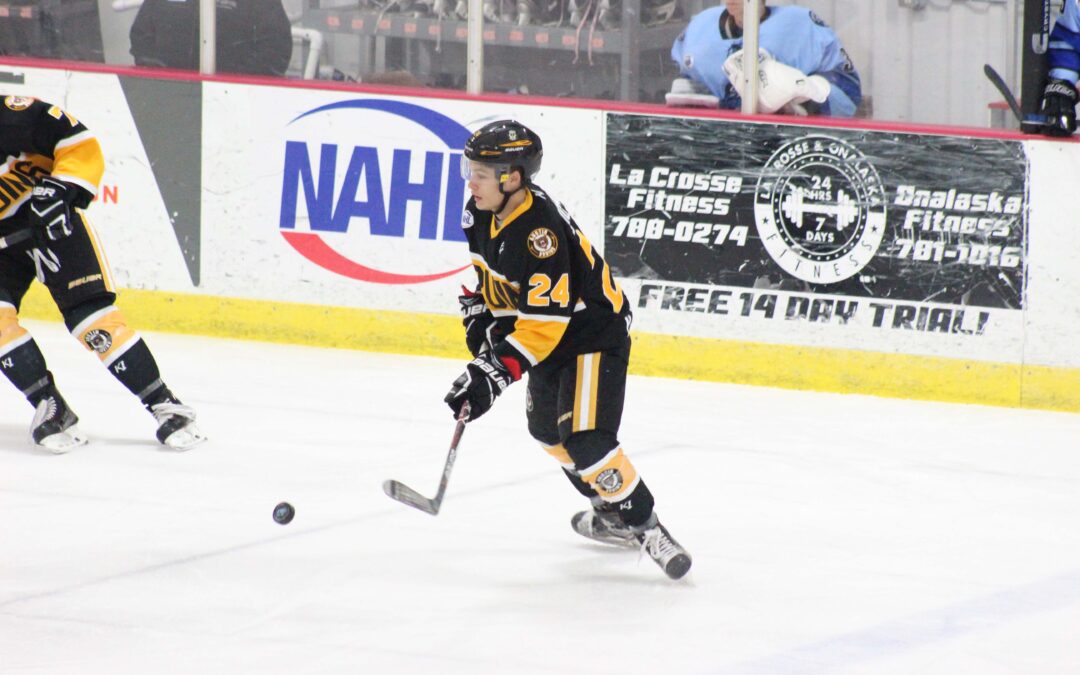 Bruins Blank Chill for Fifth Straight Win, Share of First Place