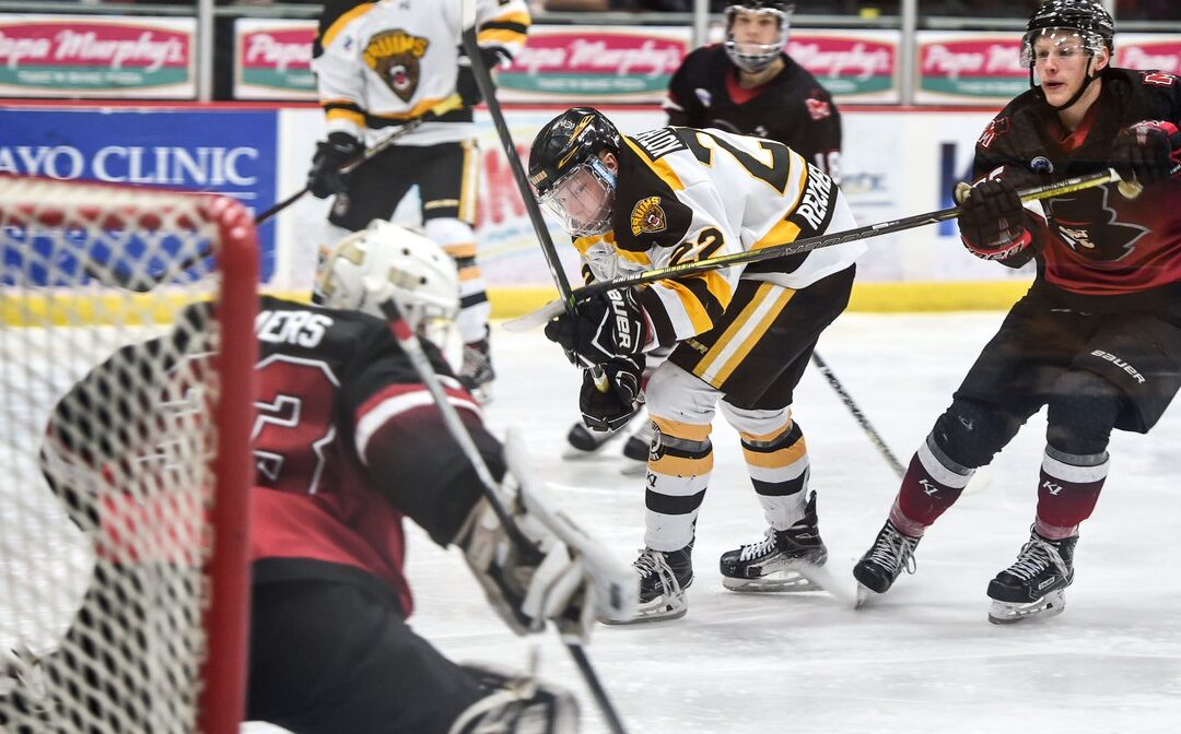 Bruins Burned by Late Goal in Home Loss to Magicians