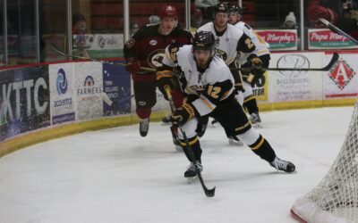 Bruins Mute Minotauros at Riverside Arena, 2-1
